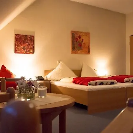 Hotel Lahdener Hof 2*